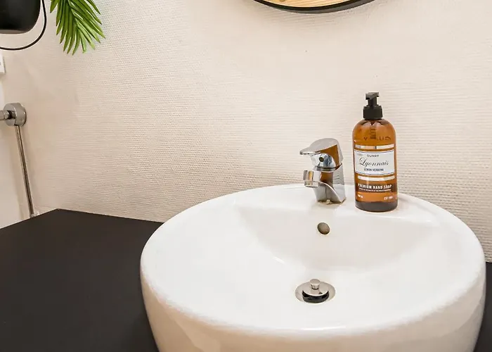 아파트 Weekend Premium